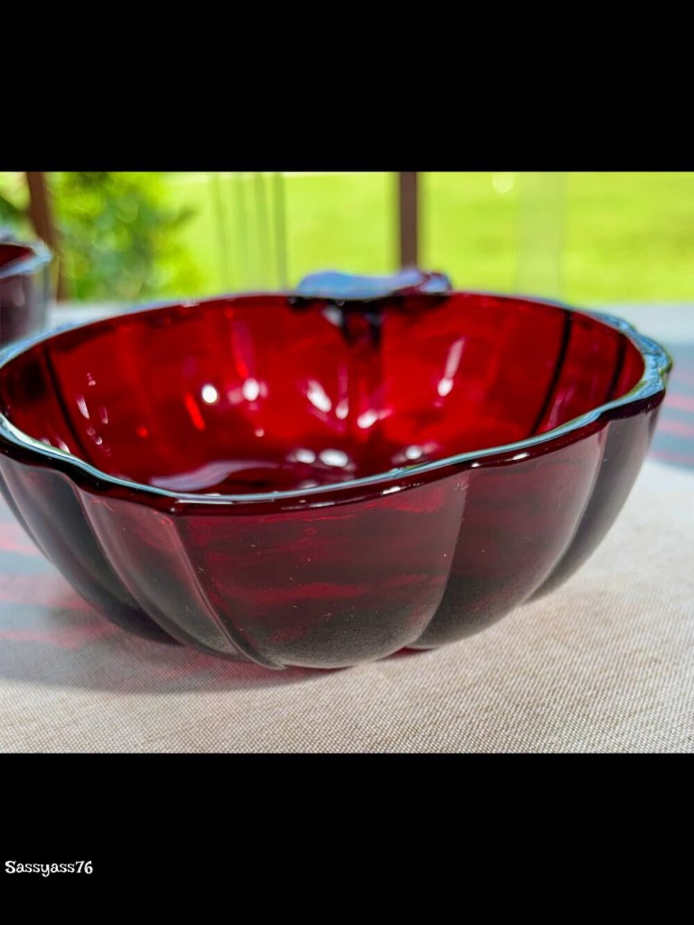▪️VTG▪️Mid-Century Set SIX Ruby Red Strawberry Shaped Glass Dessert Candy Dishes - Picture 4 of 9